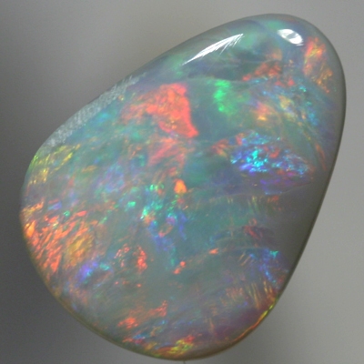 SOLID SEMI BLACK OPAL Bright red contrasts with turquoise